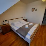 Buekfuerdo Zrinyi 9 Apartmanhaz, Buekfalva Διαμέρισμα Bük