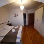 Buekfuerdo Zrinyi 9 Apartmanhaz, Buekfalva * Bük