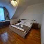 Buekfuerdo Zrinyi 9 Apartmanhaz, Buekfalva