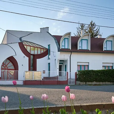 Buekfuerdo Zrinyi 9 Apartmanhaz, Buekfalva