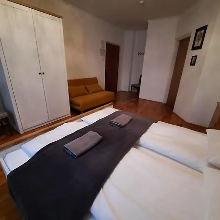 아파트 Buekfuerdo Zrinyi 9 Apartmanhaz, Buekfalva