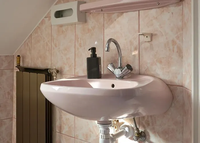 Buekfuerdo Zrinyi 9 Apartmanhaz, Buekfalva