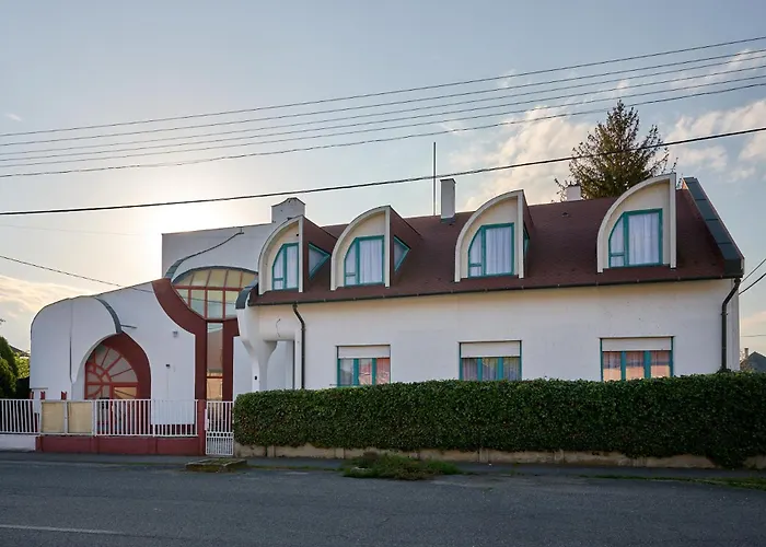 公寓 Buekfuerdo Zrinyi 9 Apartmanhaz, Buekfalva Bük